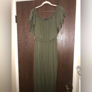 Verabendi olive green peasant maxi dress size M